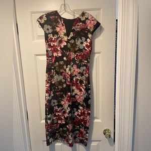 Floral shift dress